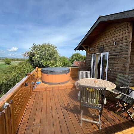 Highfields Lodge Dymchurch Exterior photo