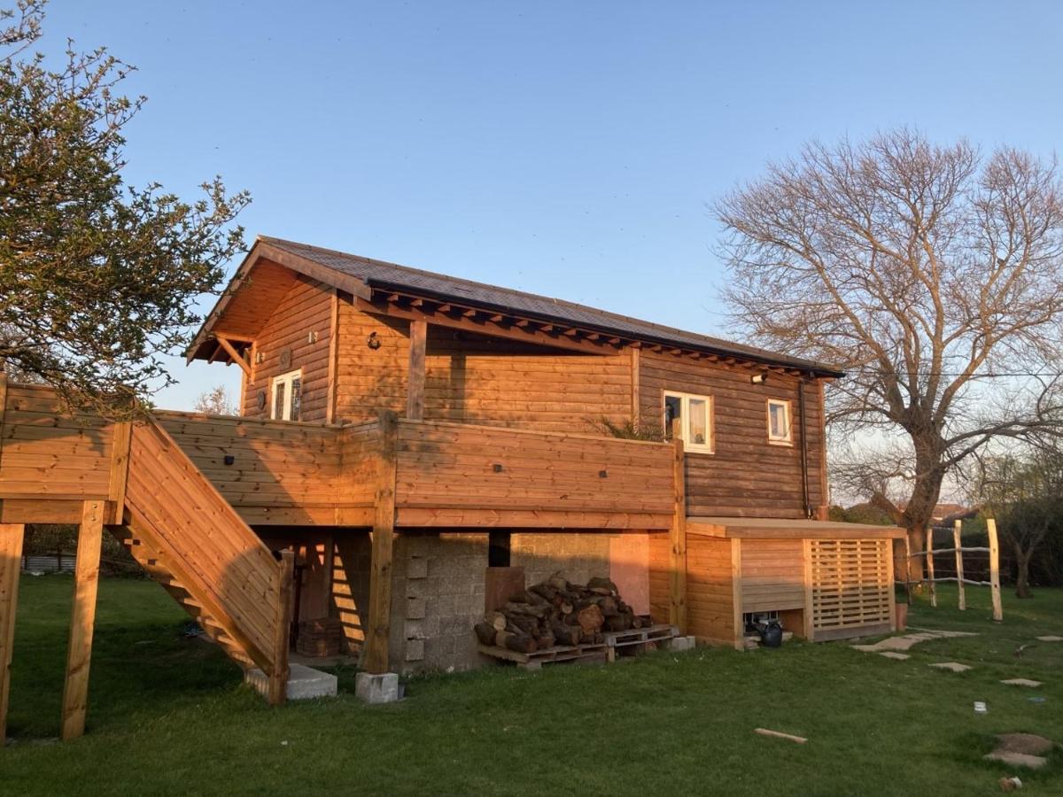 Highfields Lodge Dymchurch Exterior photo